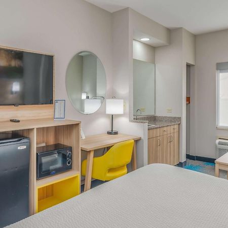 Days Inn & Suites By Wyndham Prattville-Montgomery Dış mekan fotoğraf
