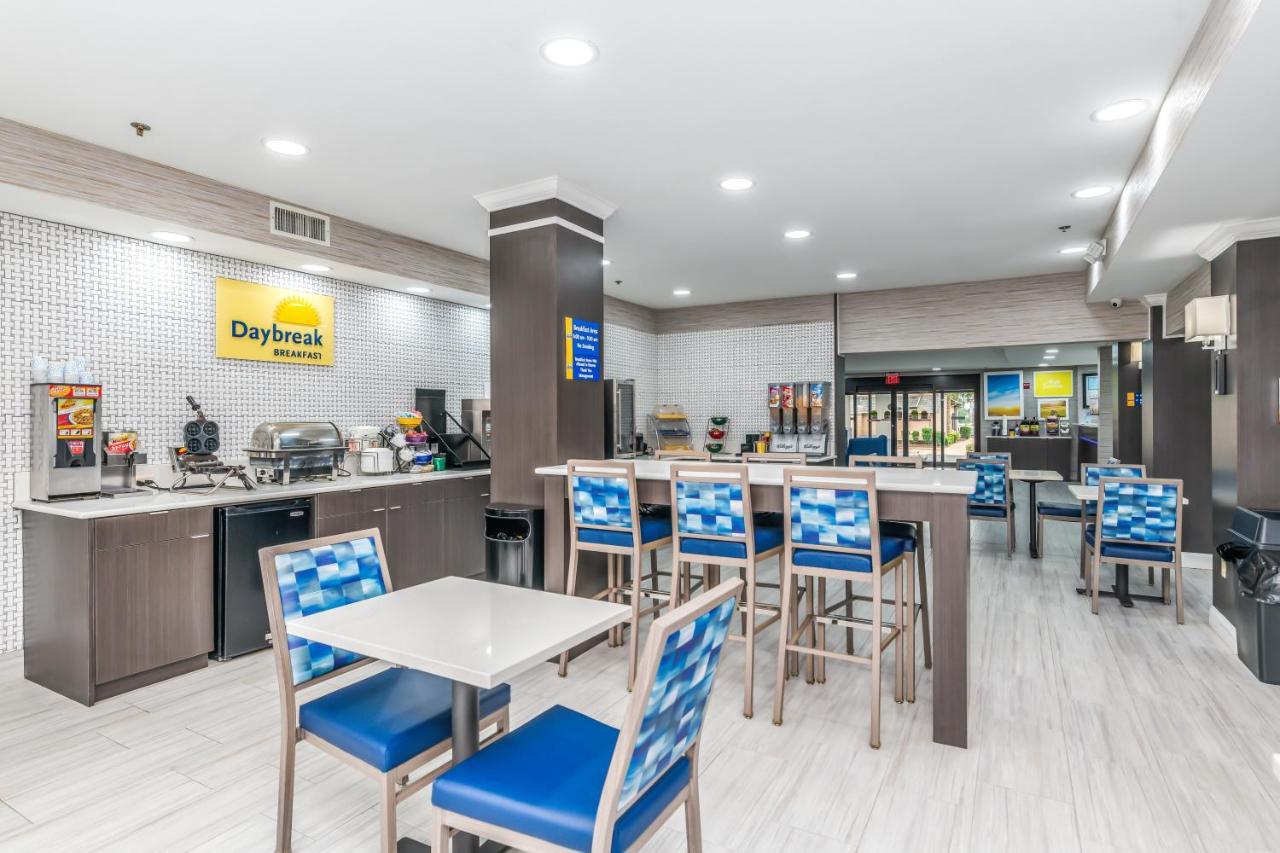Days Inn & Suites By Wyndham Prattville-Montgomery Dış mekan fotoğraf