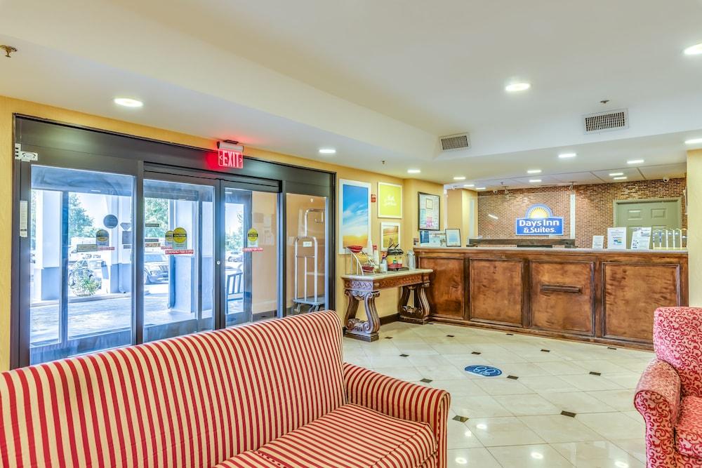 Days Inn & Suites By Wyndham Prattville-Montgomery Dış mekan fotoğraf