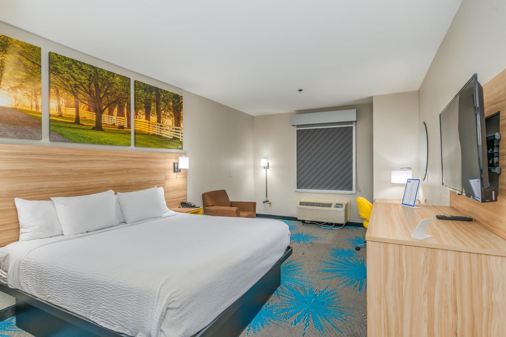 Days Inn & Suites By Wyndham Prattville-Montgomery Dış mekan fotoğraf
