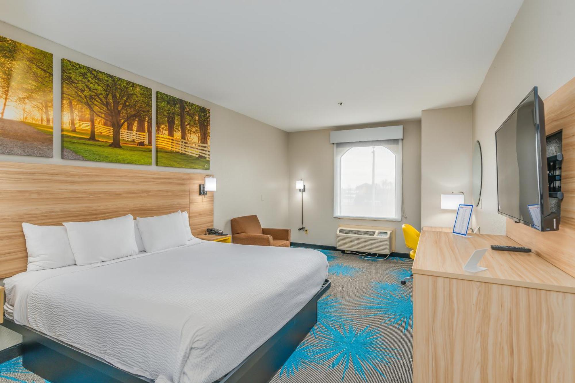 Days Inn & Suites By Wyndham Prattville-Montgomery Dış mekan fotoğraf