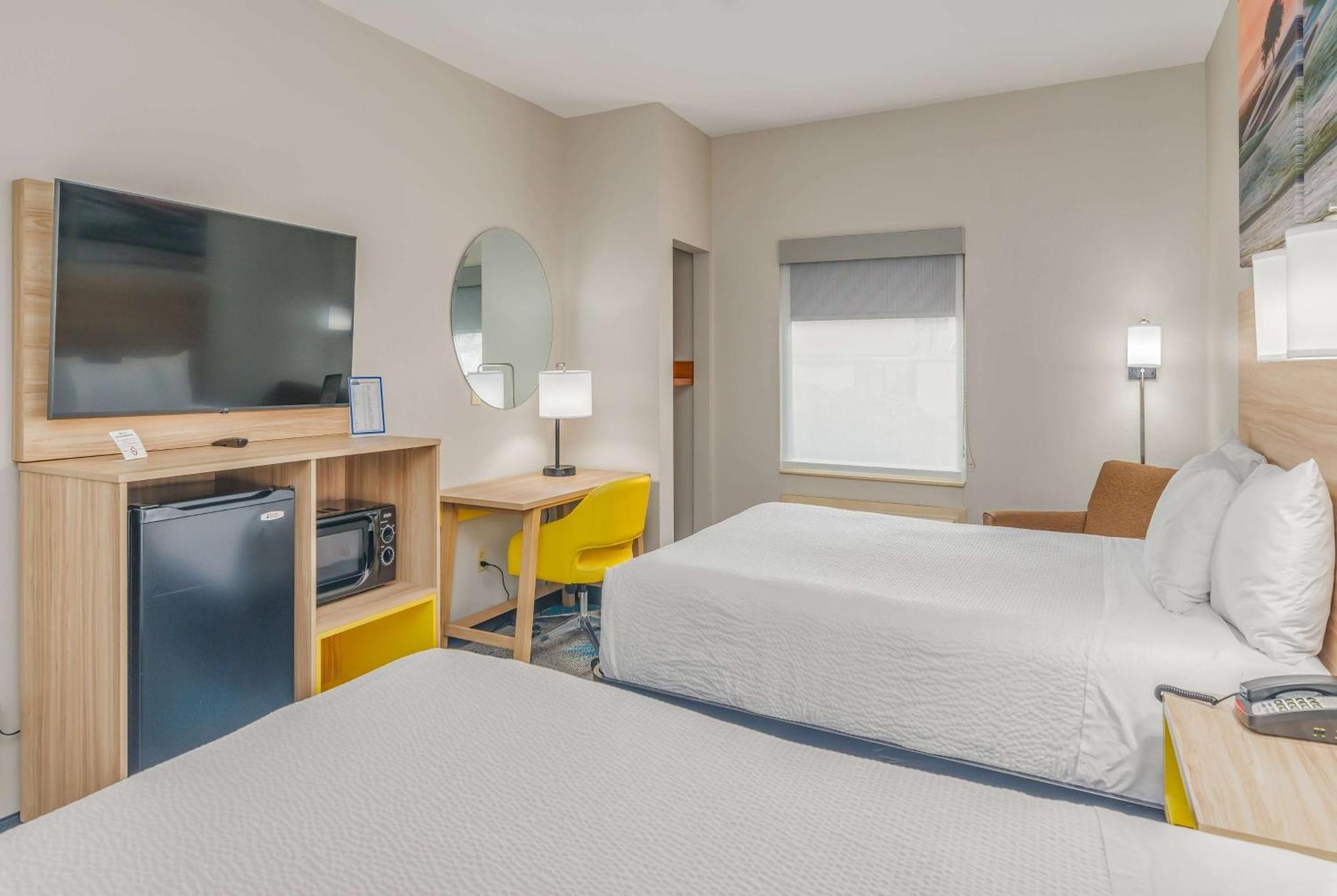 Days Inn & Suites By Wyndham Prattville-Montgomery Dış mekan fotoğraf