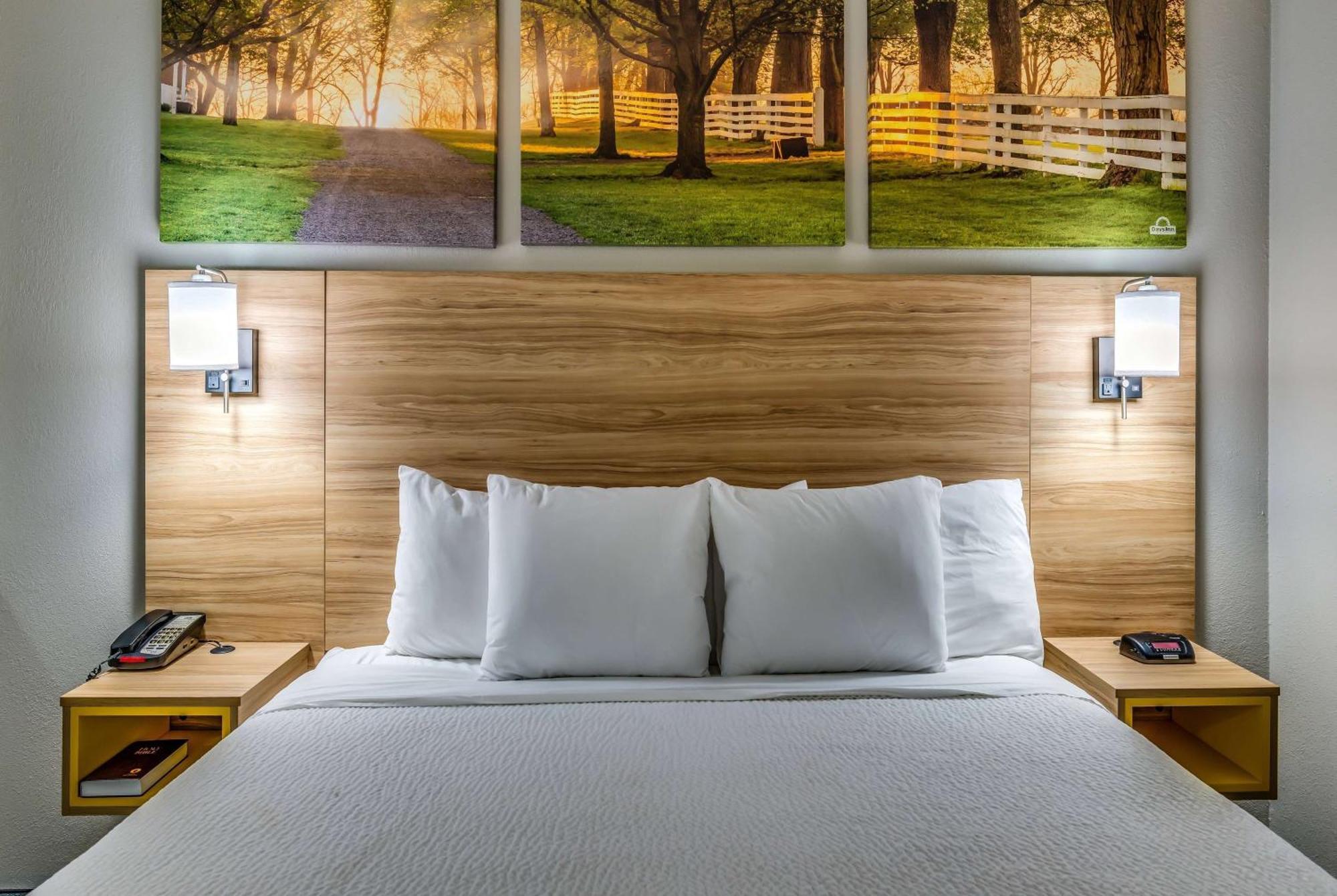 Days Inn & Suites By Wyndham Prattville-Montgomery Dış mekan fotoğraf