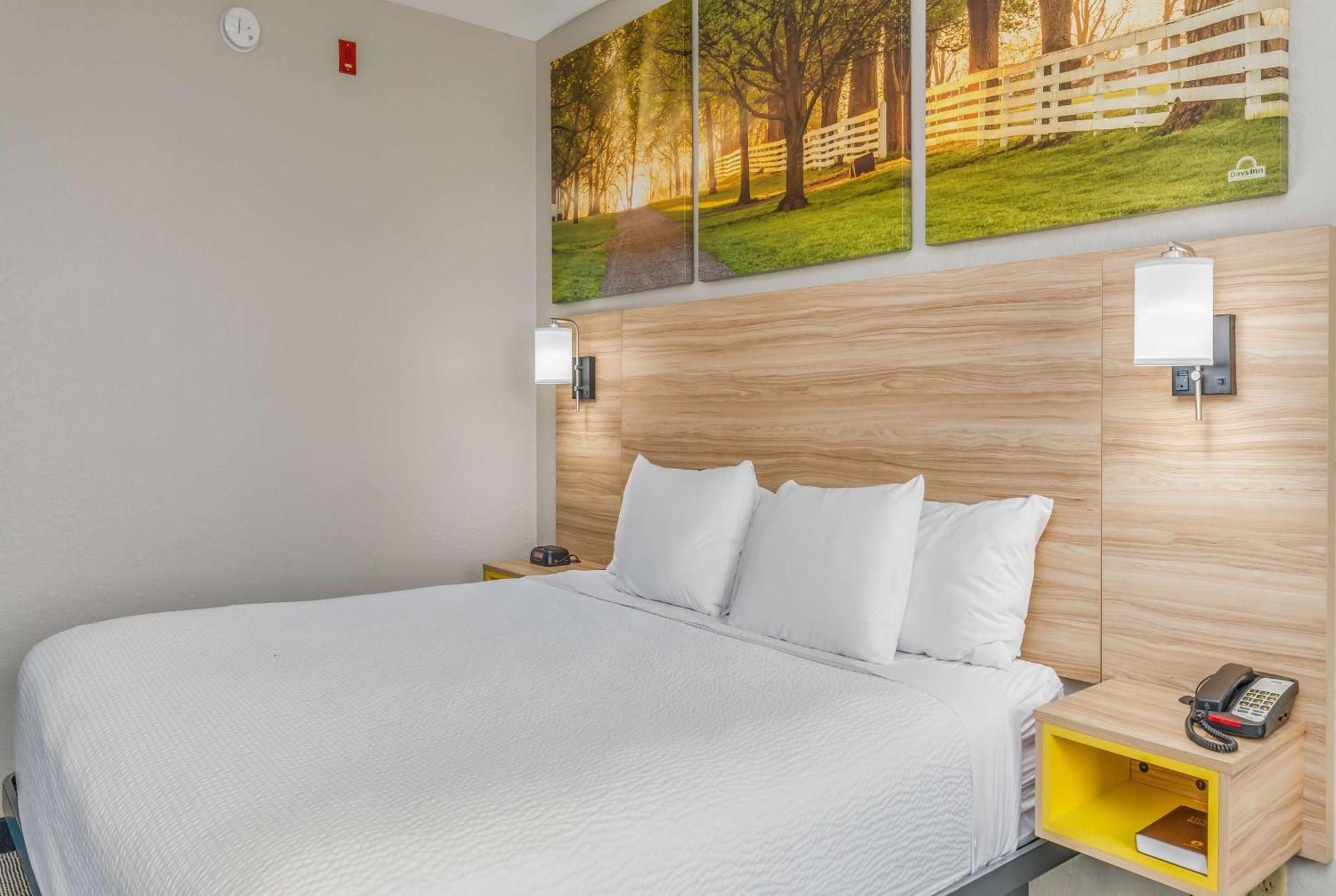 Days Inn & Suites By Wyndham Prattville-Montgomery Dış mekan fotoğraf